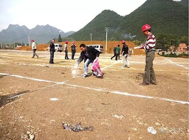 这工地就像图集资料下载-项目总工教你快速度过工地迷茫期