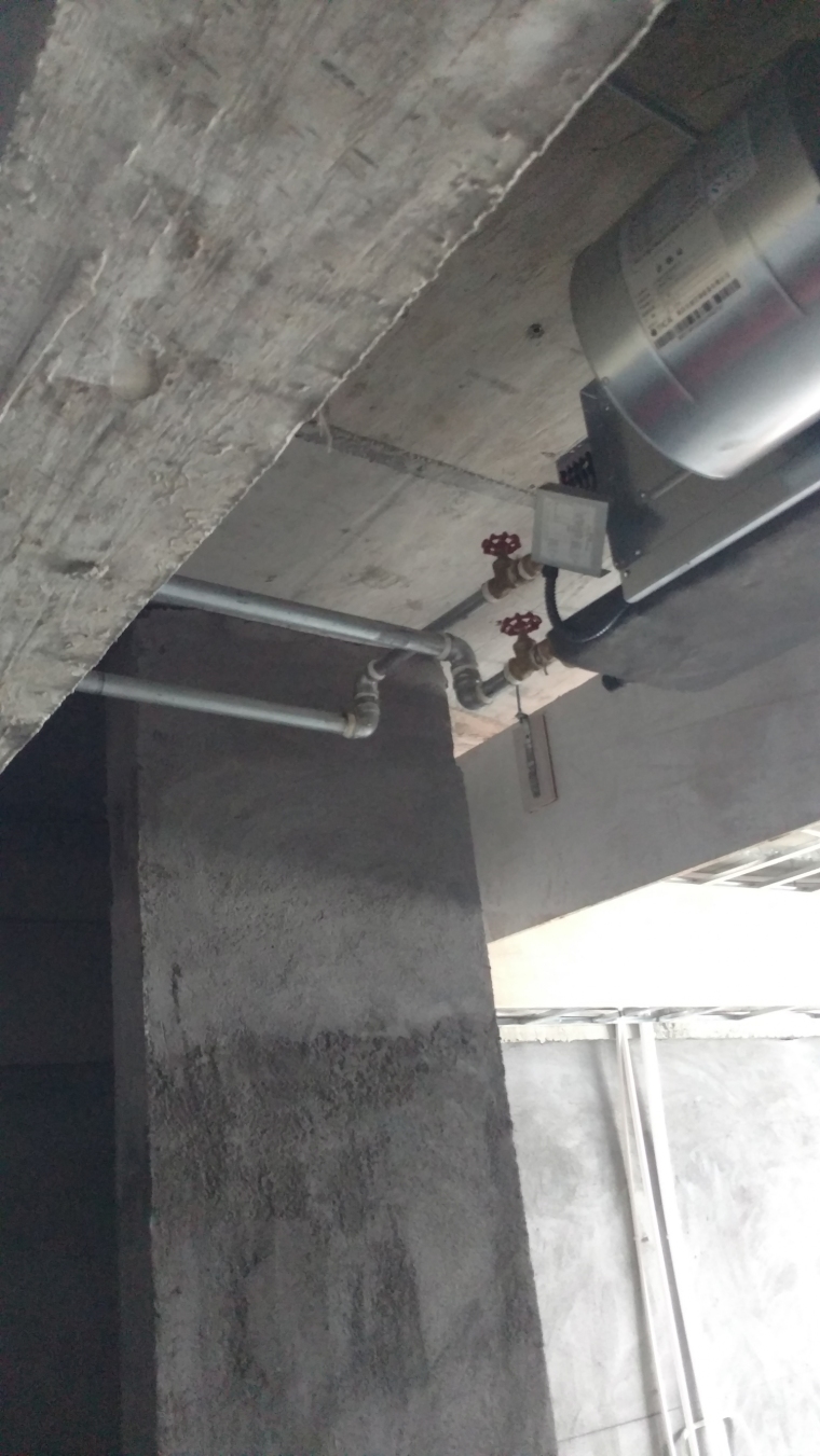 保温墙体节点大样资料下载-PVC风机盘管冷凝水管墙体暗埋需要保温吗？