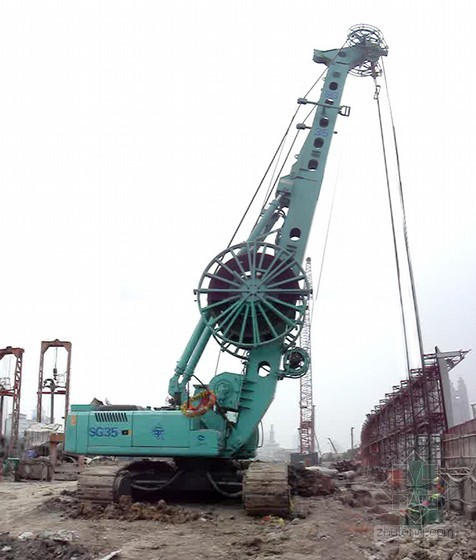 咬合桩施工机械