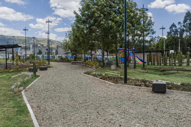 厄瓜多尔引入自然要素的社区公共空间-DSC_0751-1