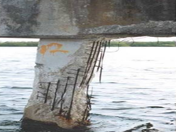 公路碱骨料反应规范资料下载-公路桥梁常见混凝土质量病害及对策措施