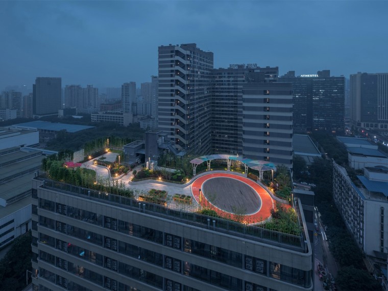 养老康复景观资料下载-重庆龙湖颐年公寓康复花园