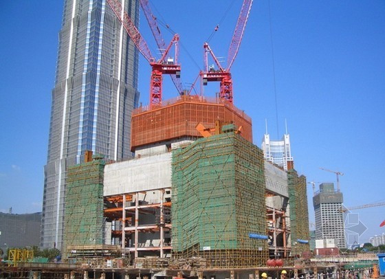 地下室建筑施工过程视频资料下载-[上海]超高层地标性建筑施工过程及工程特点（156页）