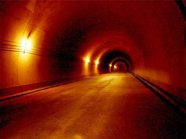 公路试验实训资料下载-高职隧道工程施工与安全课程教学实践