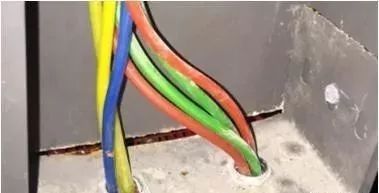 电线、电缆敷设、电缆头制作、导线连接安装工艺_4