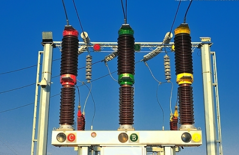 三相电压不对称资料下载-电力系统大气过电压及防护
