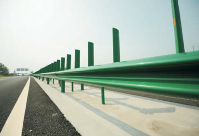 陕西省高速公路施工作业标准化培训教材第六册（交通安全设施，55页）-护栏成品