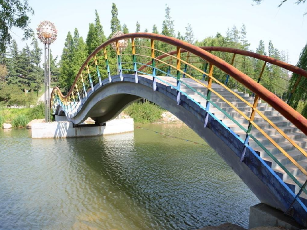 景观桥装饰拱施工方案资料下载-绵阳市人行景观桥栏杆制作安装施工方案