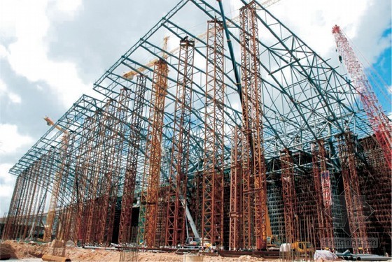 钢结构雨棚施工技术方案资料下载-[广东]大型火车站工程六大关键施工技术研究（442页，附图丰富）