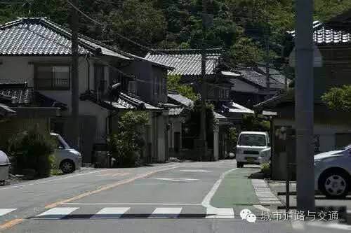 安亭新镇中央广场改造资料下载-日本街区治理的经验与启示