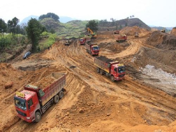 上海地区基坑支护资料下载-基坑支护及土石方工程施工组织设计