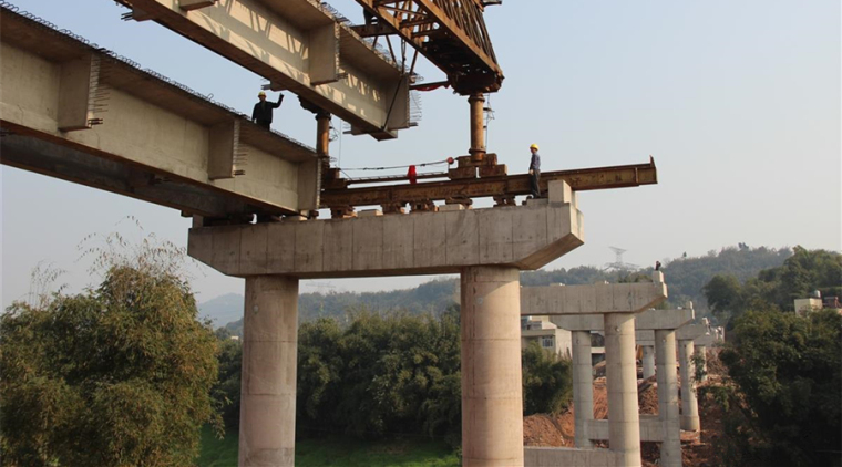 斜拉桥之桥塔资料下载-现浇梁、预制梁、拼装梁……施工工艺一次看个够！