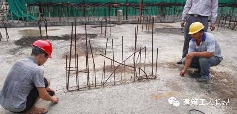 斜内支撑计算资料下载-斜屋面施工计算方法
