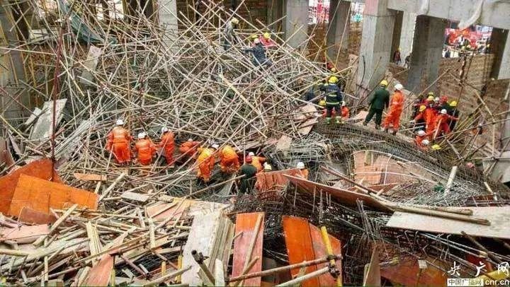 毛坯房验房注意事项及细节资料下载-钢管脚手架常见安全问题及注意事项