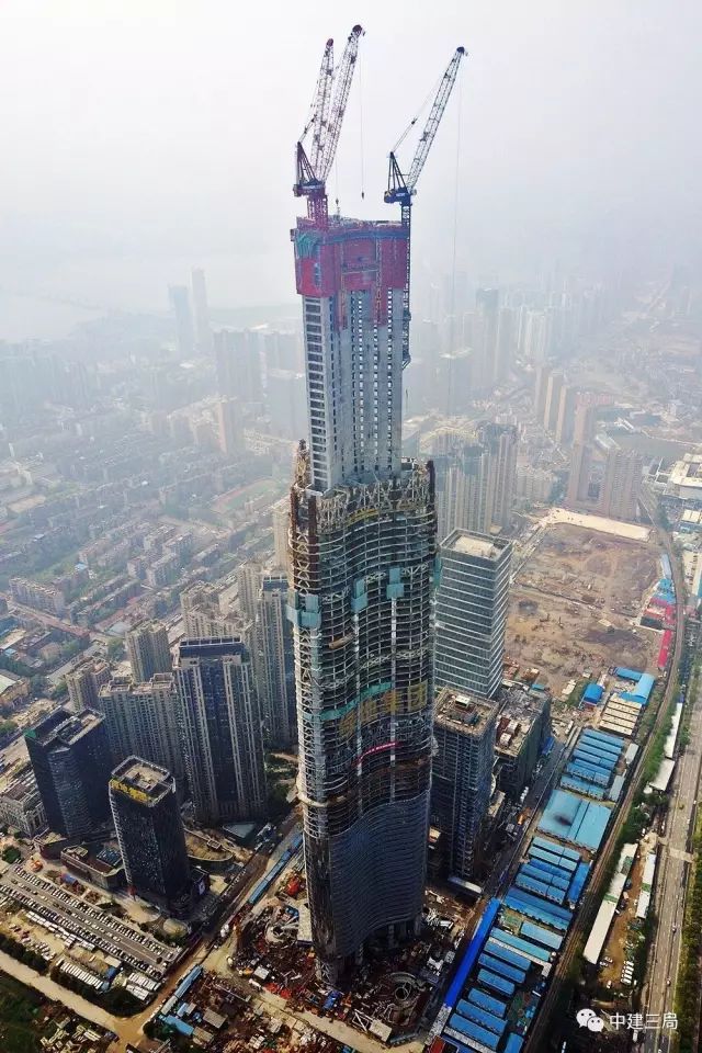 机电安装施工方案详解资料下载-揭秘中国在建一高楼机电安装十大“黑科技”，长见识了！